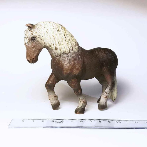 Horse plastic figure used Schwarzwalder Kaltblut bullyland