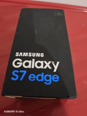 Samsung Galaxy S7 Edge 32GB original box like new with accessories