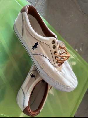 Polo Ralph Lauren beige casual shoes like new, size 43