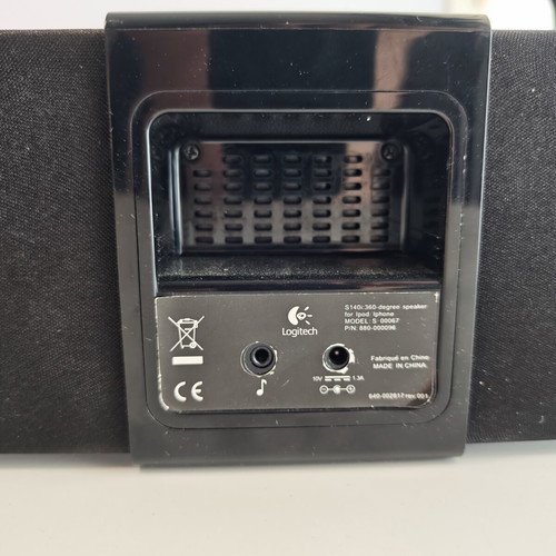 Logitech S140i Pure-Fi Express Plus speaker dock used with clock and alarm
