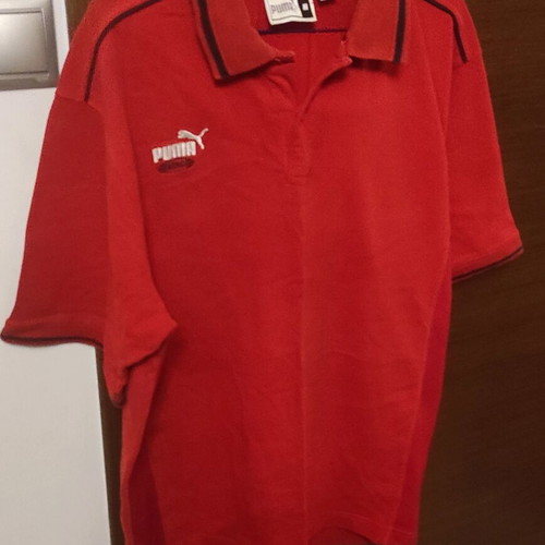 Puma men's shirt like new, size M, black and red