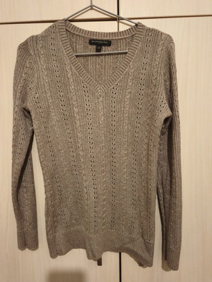 Banana Republic V-neck blouse like new, beige and gold, size XS