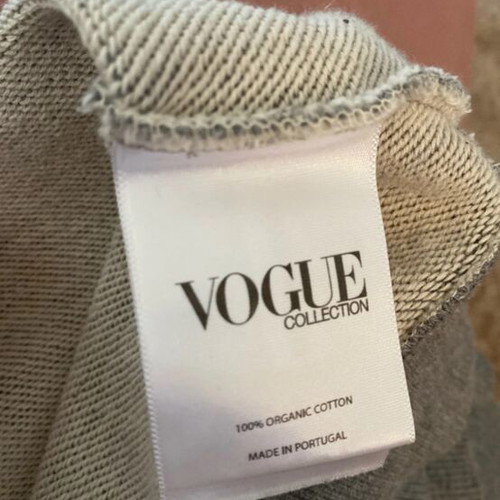 Vogue hoodie gray XXL like new