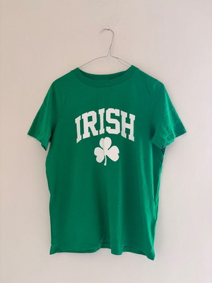 Irish T-shirt Primark XS green like new