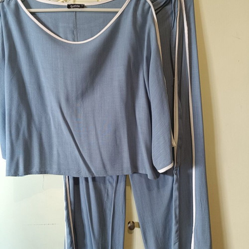 Viscose set in blue, like new