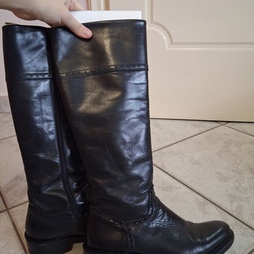 La Manuelita leather boots western style, like new, size 38, black