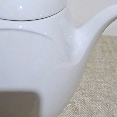Kaiser porcelain coffee pot White Germany vintage like new