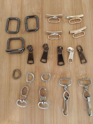 Metal accessories for bags used, very good condition