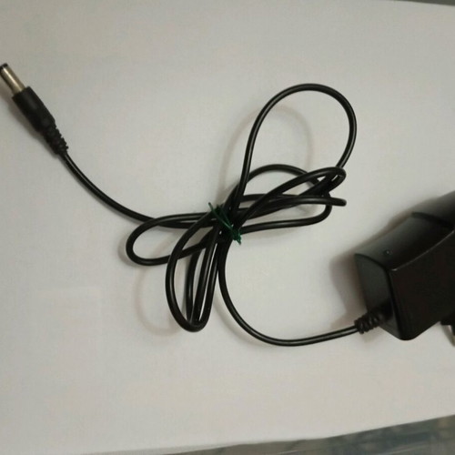 9v 500mA power adapter like new