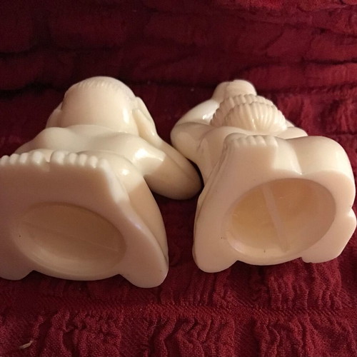 Vintage salt and pepper shakers collectible, new