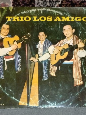 Trio Los Amigos LP record used, folk