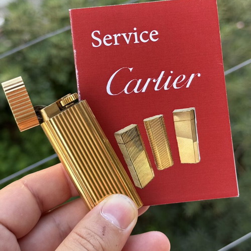 Must de Cartier Gas Lighter "Godron Vertical Lines"