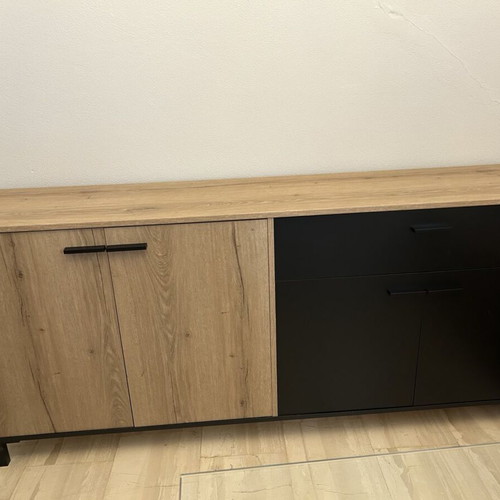 Buffet like new