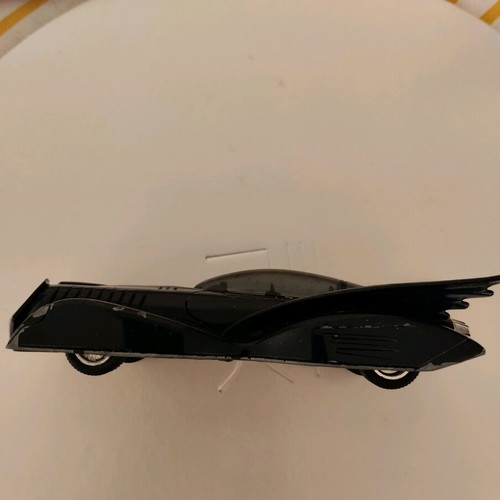 Batmobile Gorgi model 1:18 used, 2000, with paint wear