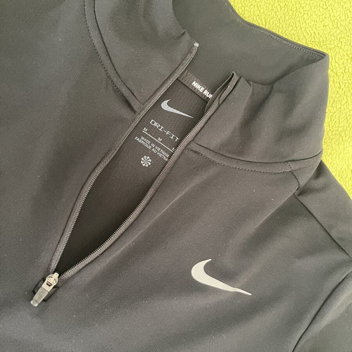 Nike black Dry Fit sports sweatshirt like new, size M