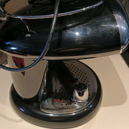 Illy Espresso X7 Black Capsule Coffee Machine like new