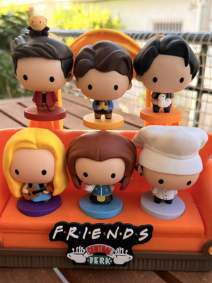 Friends Central Perk couch base for McDonald's figures