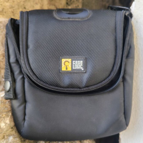 Case Logic Waist Bag new, black and yellow
