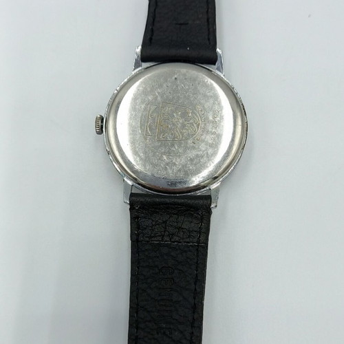 Technos mechanical wristwatch like new with leather strap