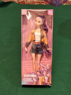 Demon Hunters Rumi children's doll, new