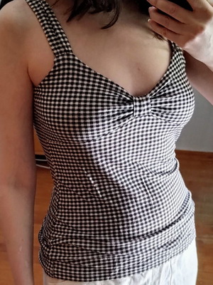 H&M checked top like new, black and white, size S