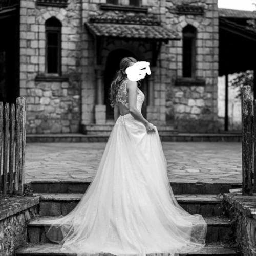 Justin Alexander wedding dress like new, size US 8, minor alterations
