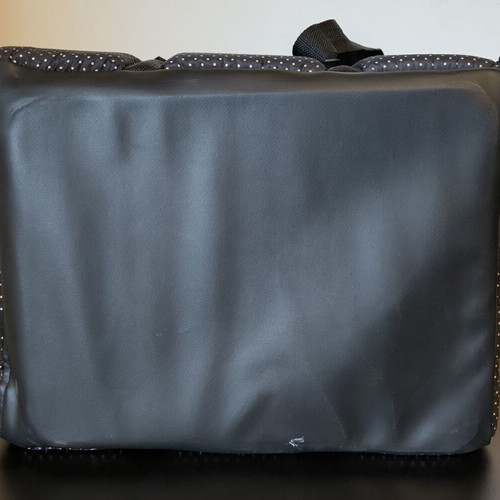 Pet Carrier 40x32x30cm like new, black