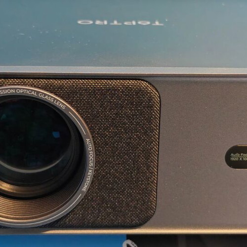 Toptro A1 Smart Projector 4K WiFi 6 New with Netflix
