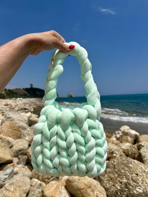 Marshmallow bag μικρού μεγέθους σε χρώμα παστέλ μέντας καινούργιο