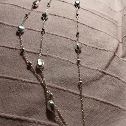 Faux Ralph Lauren Necklace like new, silver color