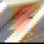 Κορνίζα με κοπέλα
