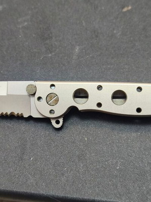 CRKT M16-13T πτυσσόμενο μαχαίρι με τιτάνιο, μοντέλο 2002