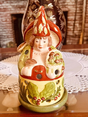 Villeroy and Boch Forest Decolights Mushroom Lady porcelain like new