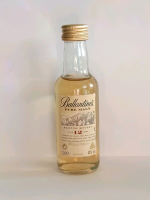 Ballantine's 12 years miniature 50ml new