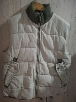 Children's sleeveless beige jacket like new for ages 10-12