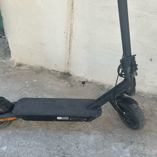 Mi Scooter 4 Ultra ηλεκτρικό πατίνι σαν καινούργιο