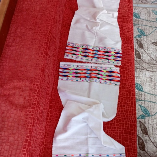Handmade traditional embroidered Semen on loom new