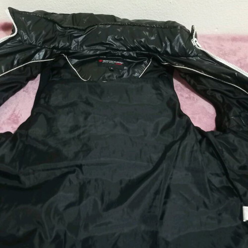 Women's sleeveless black vest like new, size M