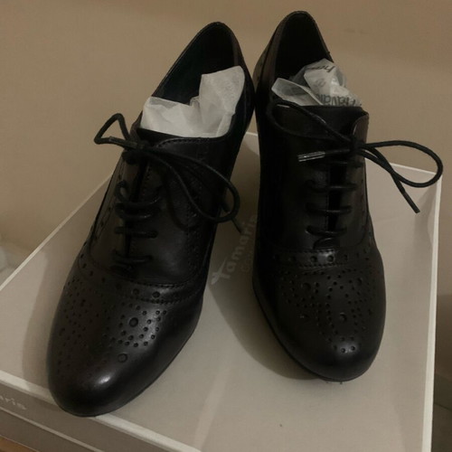 Tamaris leather pumps like new, black, size 38