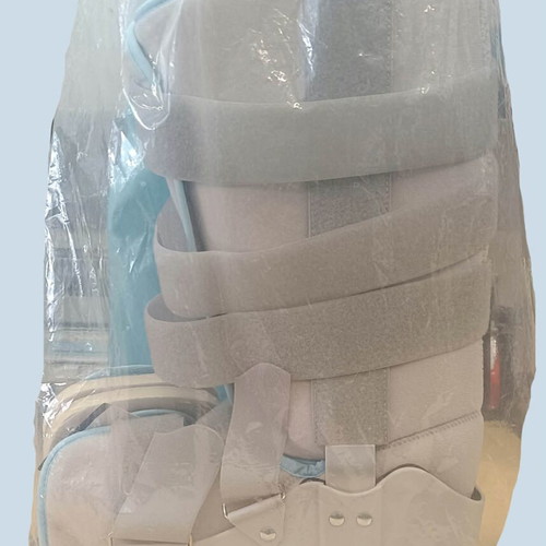 Wellcare Orthopedic Boot Size L New