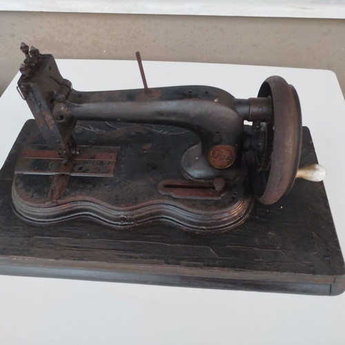 Köhler & Winselmann Maschinenfabrik sewing machine used, rare piece