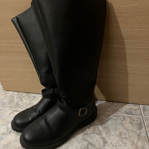 Shein black boots size 40 like new