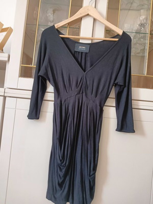 Zara Basic women's dress black size Small like new