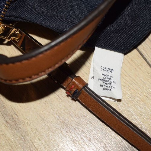 Tommy Hilfiger shoulder bag like new, white and blue