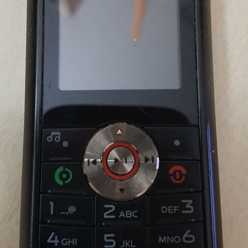 Motorola W388 with broken screen for parts or repair