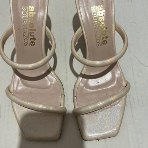 Modern women's Bournazos shoes like new, size 37 beige