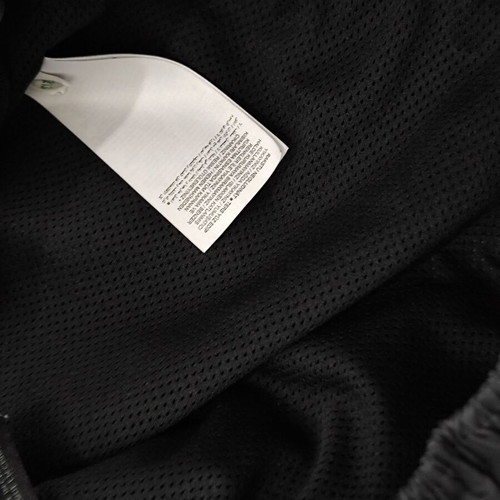 Jordan black sweatpants used, size medium, mesh lining