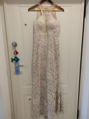 Wedding dress like new, beige, size M, mermaid style with sequins