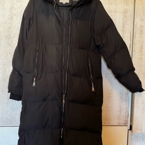 Matogala Puffer Long Jacket like new, black, size M