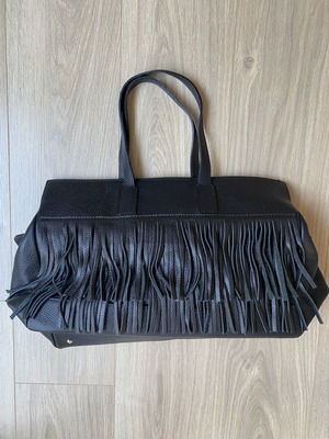 Zini Boutique Black Leather Fringe Tote Bag